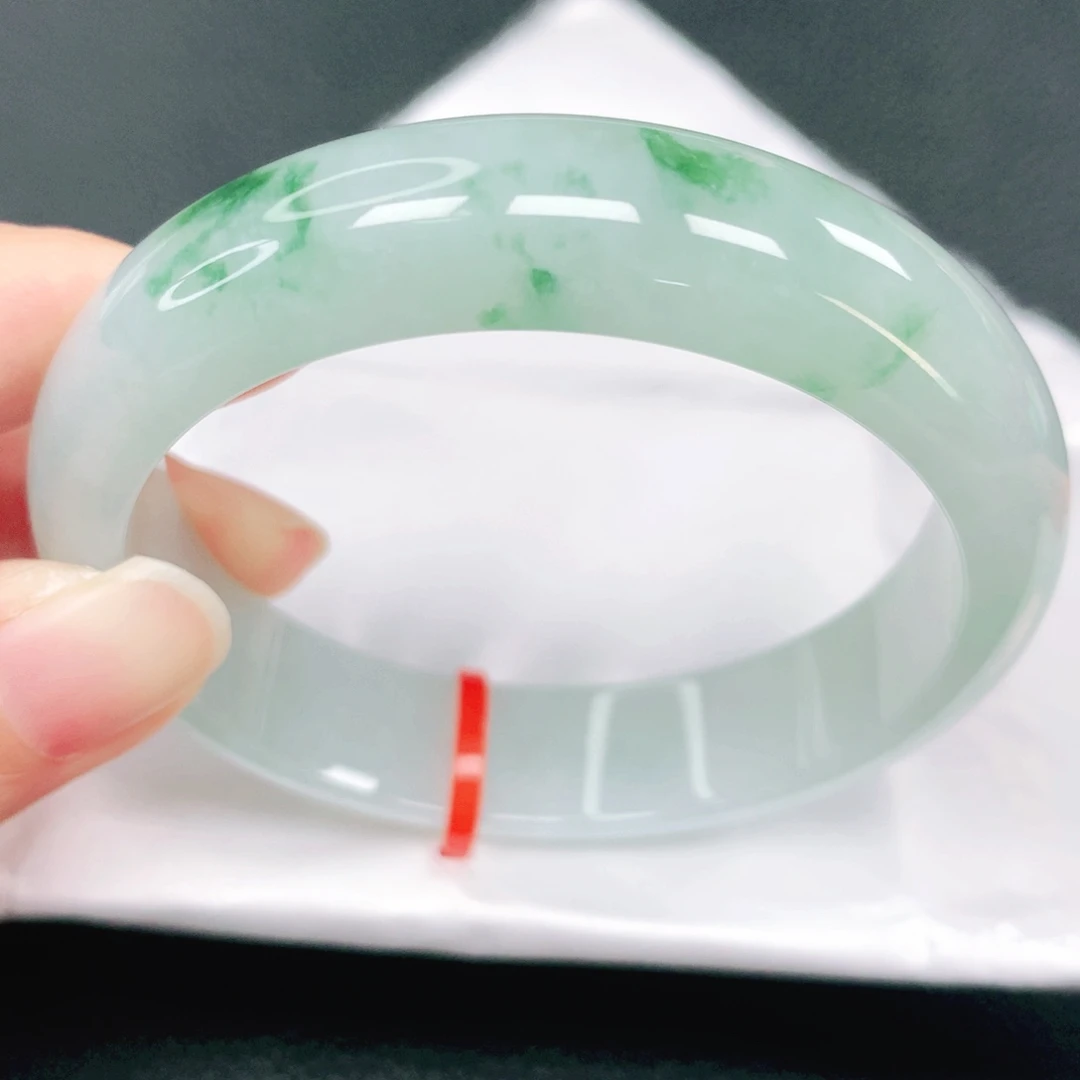 翡翠未镶嵌手镯55圈