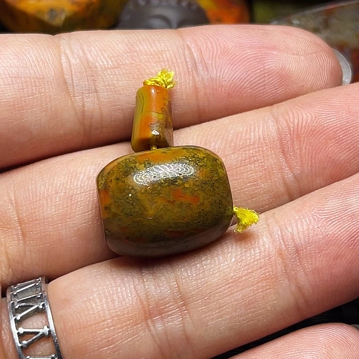 沐***ง玛瑙/玉髓未镶嵌颈饰