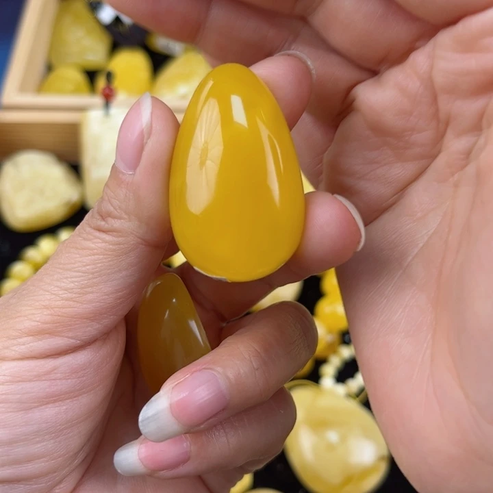 琥珀珠宝奇石未镶嵌琥珀，