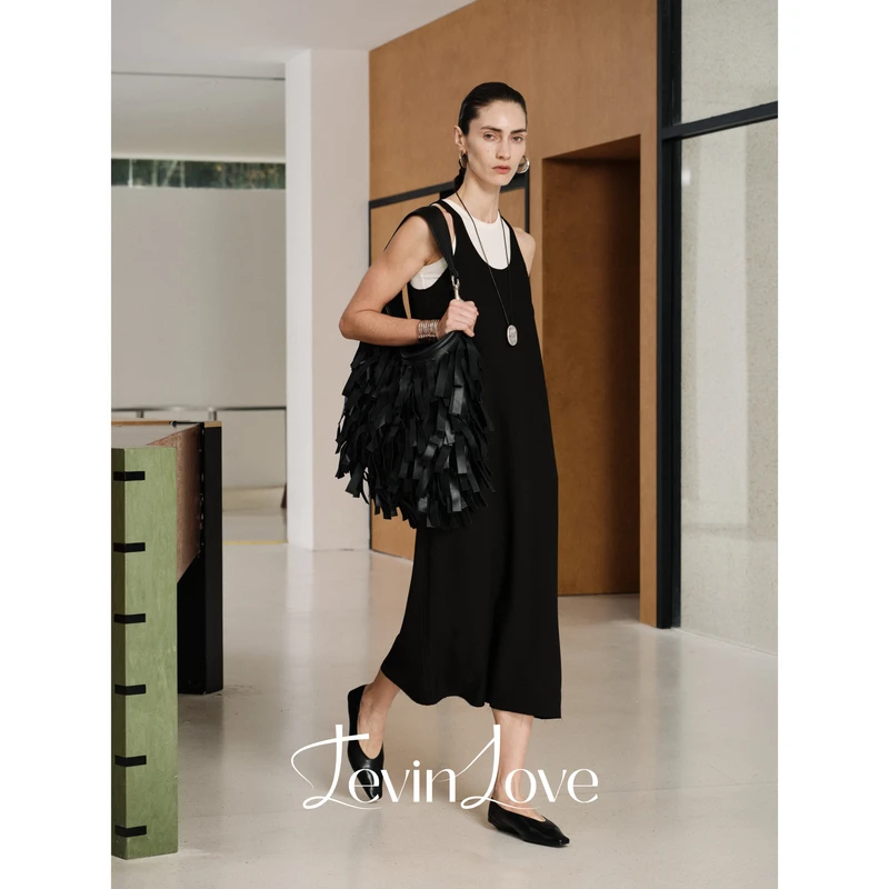 黑色长裙 LEVIN LOVE 设计师款 A019YH394B