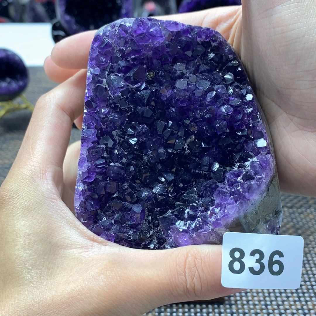 未镶嵌大型摆件（非配饰）紫晶