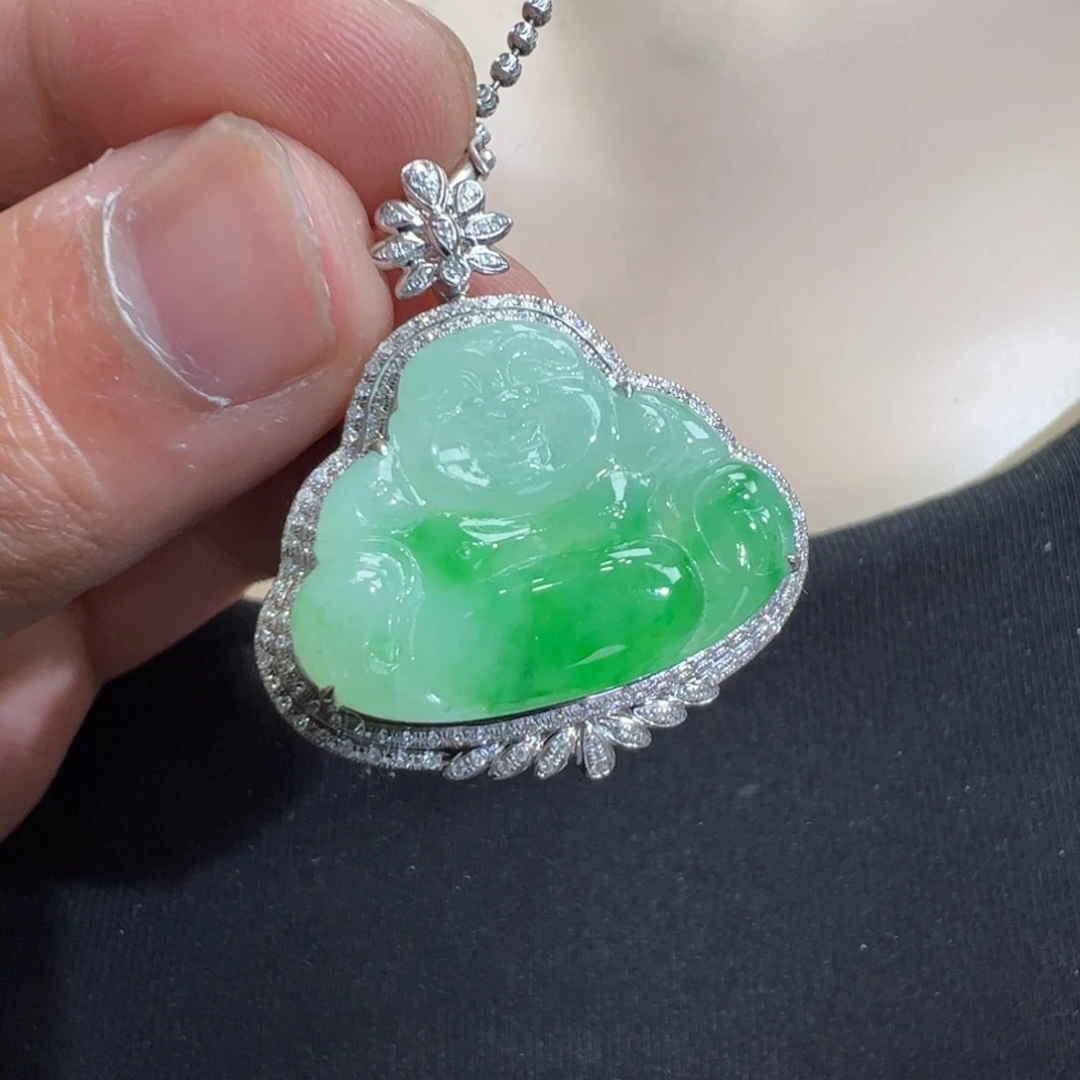 翡翠吊坠(不含链)18K金镶嵌