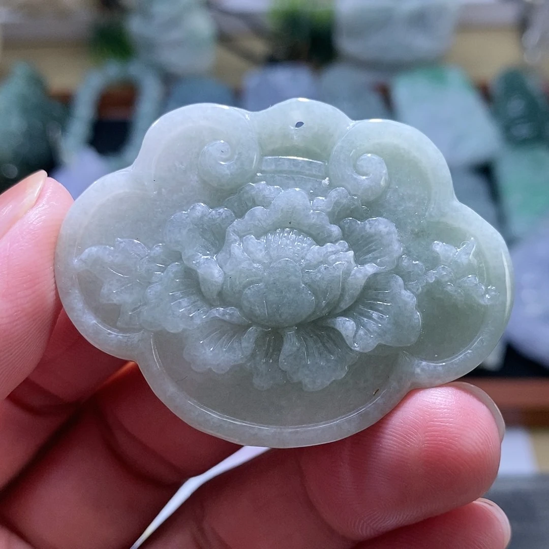 【闪购商品】翡翠未镶嵌颈饰11111111111111