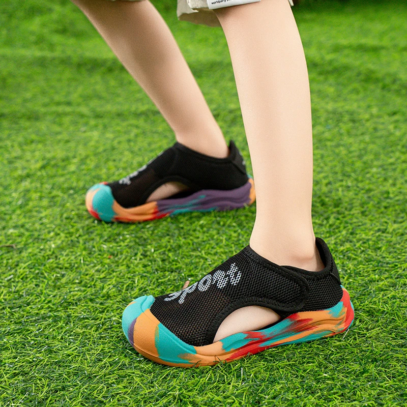 2025夏季新款儿童溯溪鞋男童透气网面包头凉鞋女童休闲防滑沙滩鞋