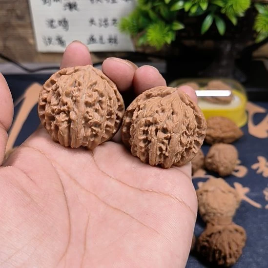 把件文玩核桃41尺三角白，全品无修，16号