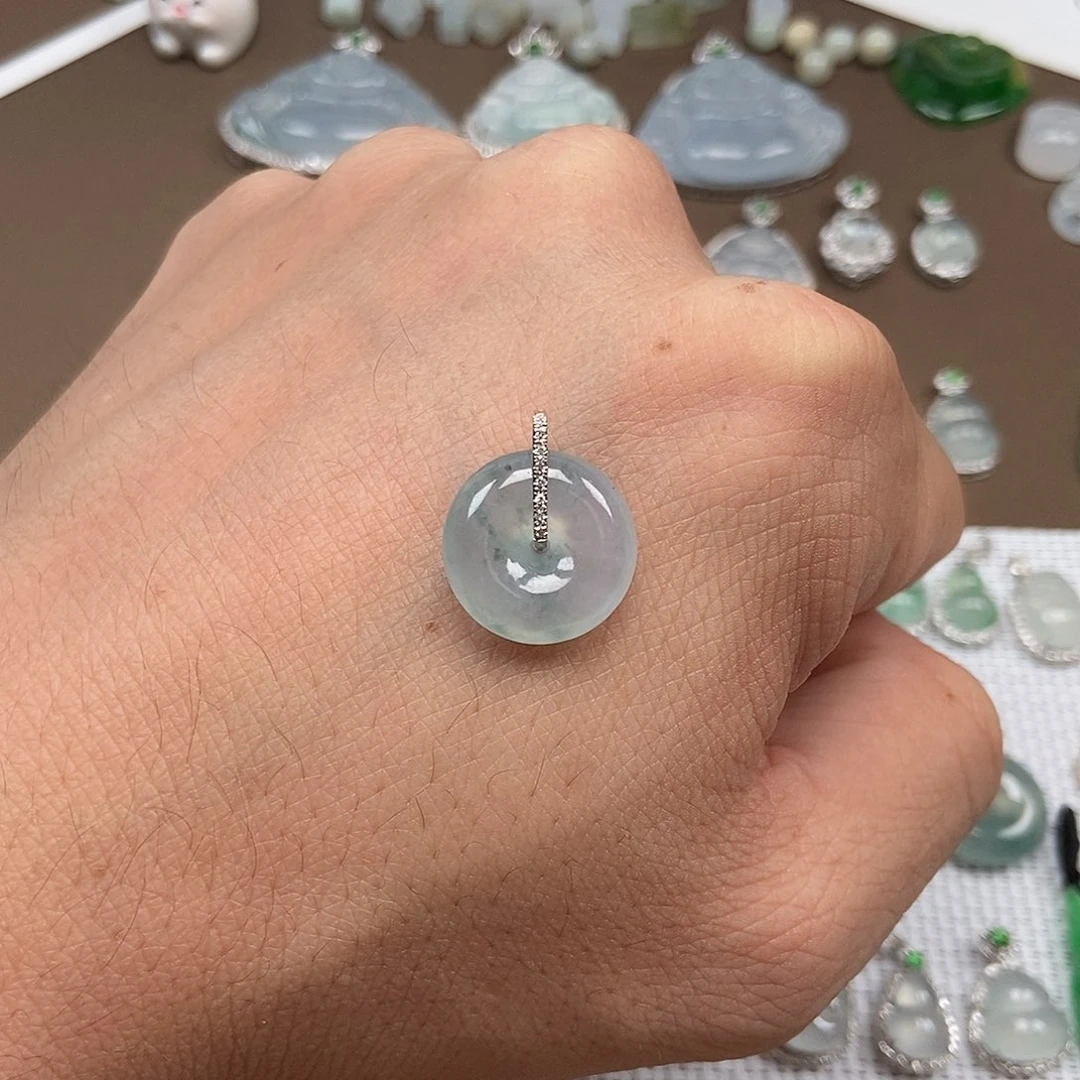 翡翠18K金镶嵌吊坠(不含链)平安扣