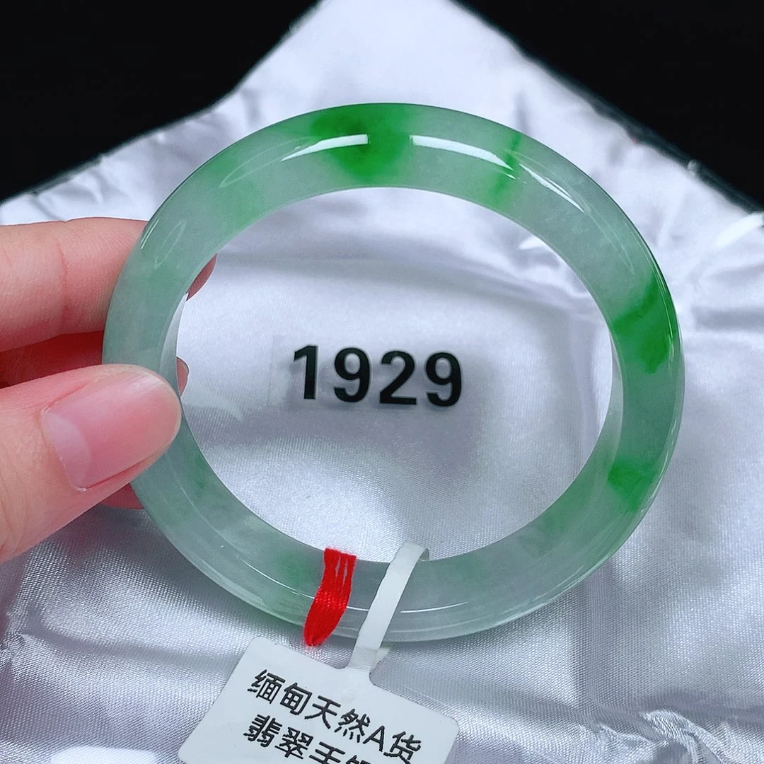 翡翠未镶嵌手镯翡翠手镯未镶嵌
