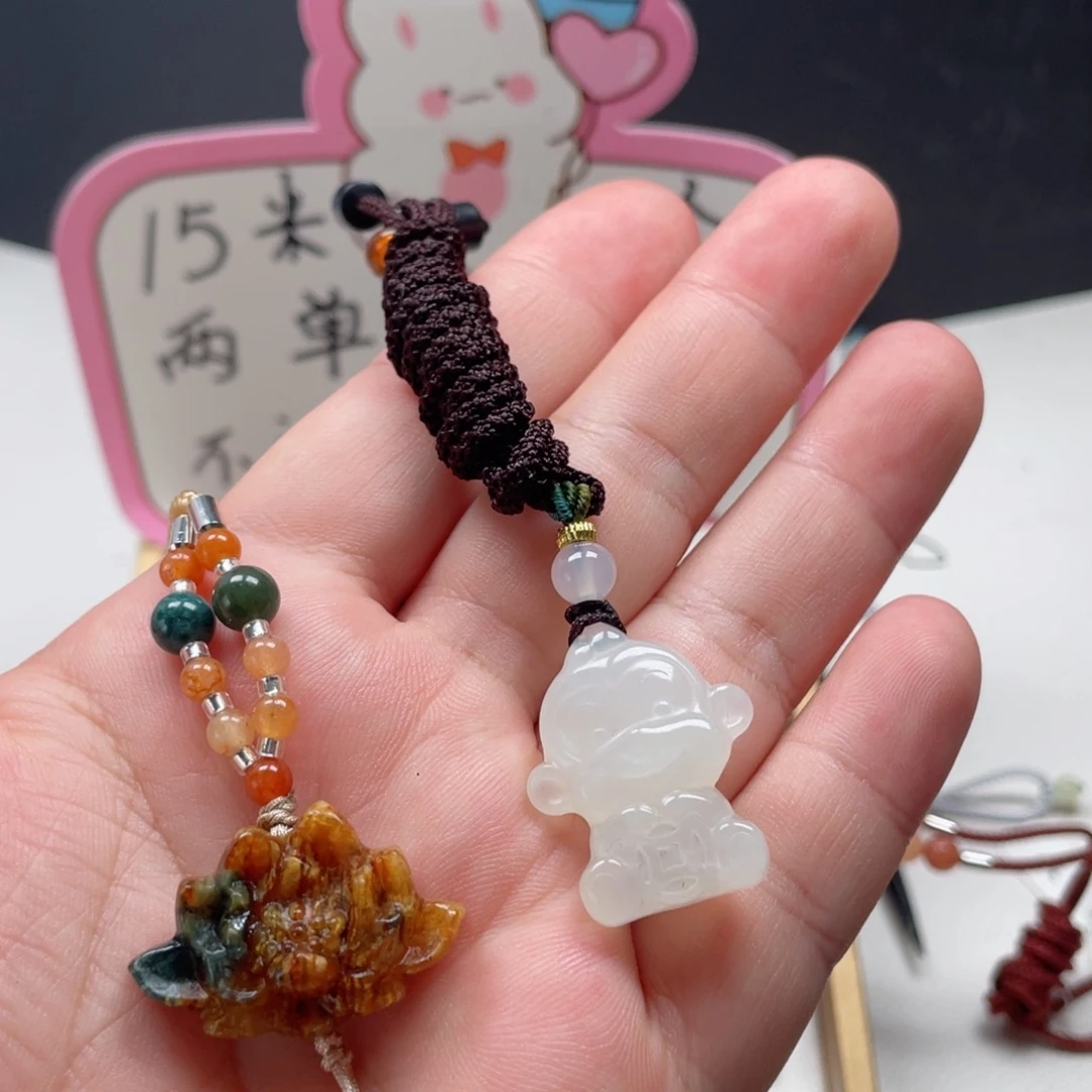 未镶嵌蛇纹石玉颈饰