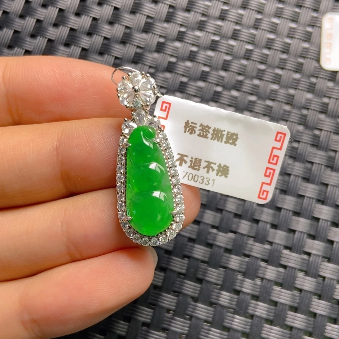 翡翠银S925镶嵌颈饰