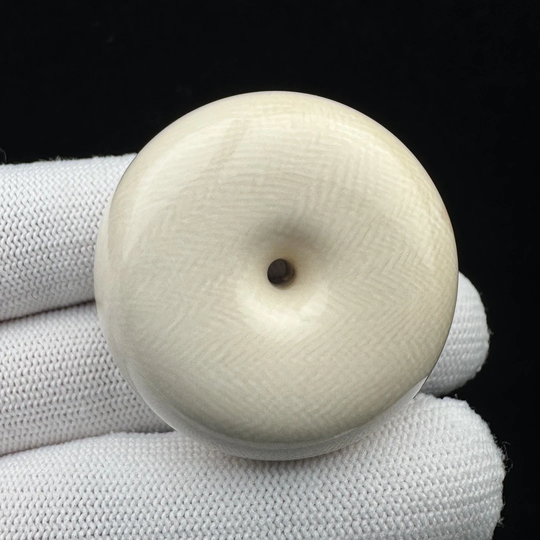 S9417天然猛犸牙 面包扣39.2*20.7mm 支持鉴定 假一罚四