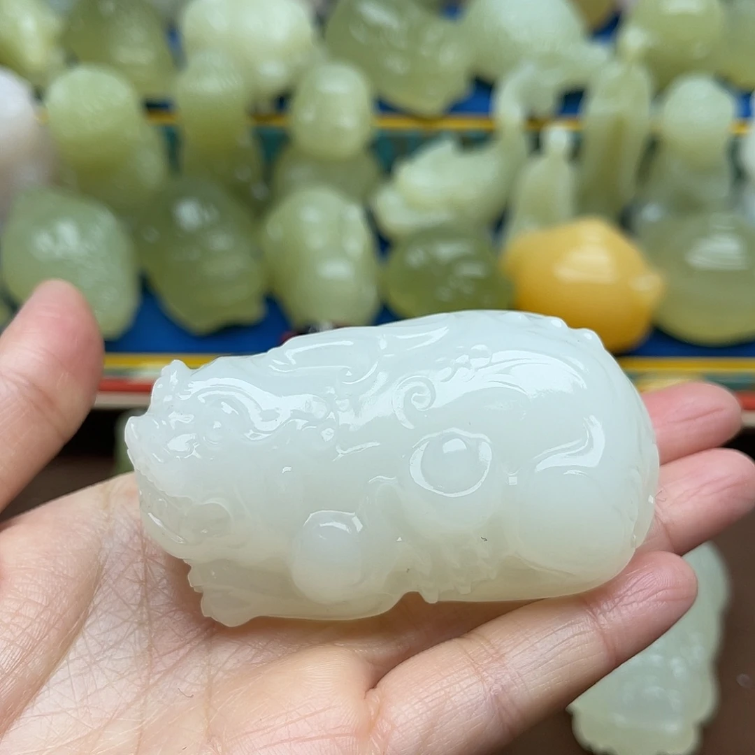 玉天然桌面小摆件