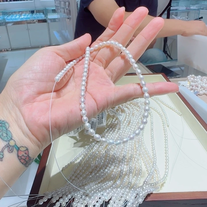 颈饰未镶嵌淡水珍珠