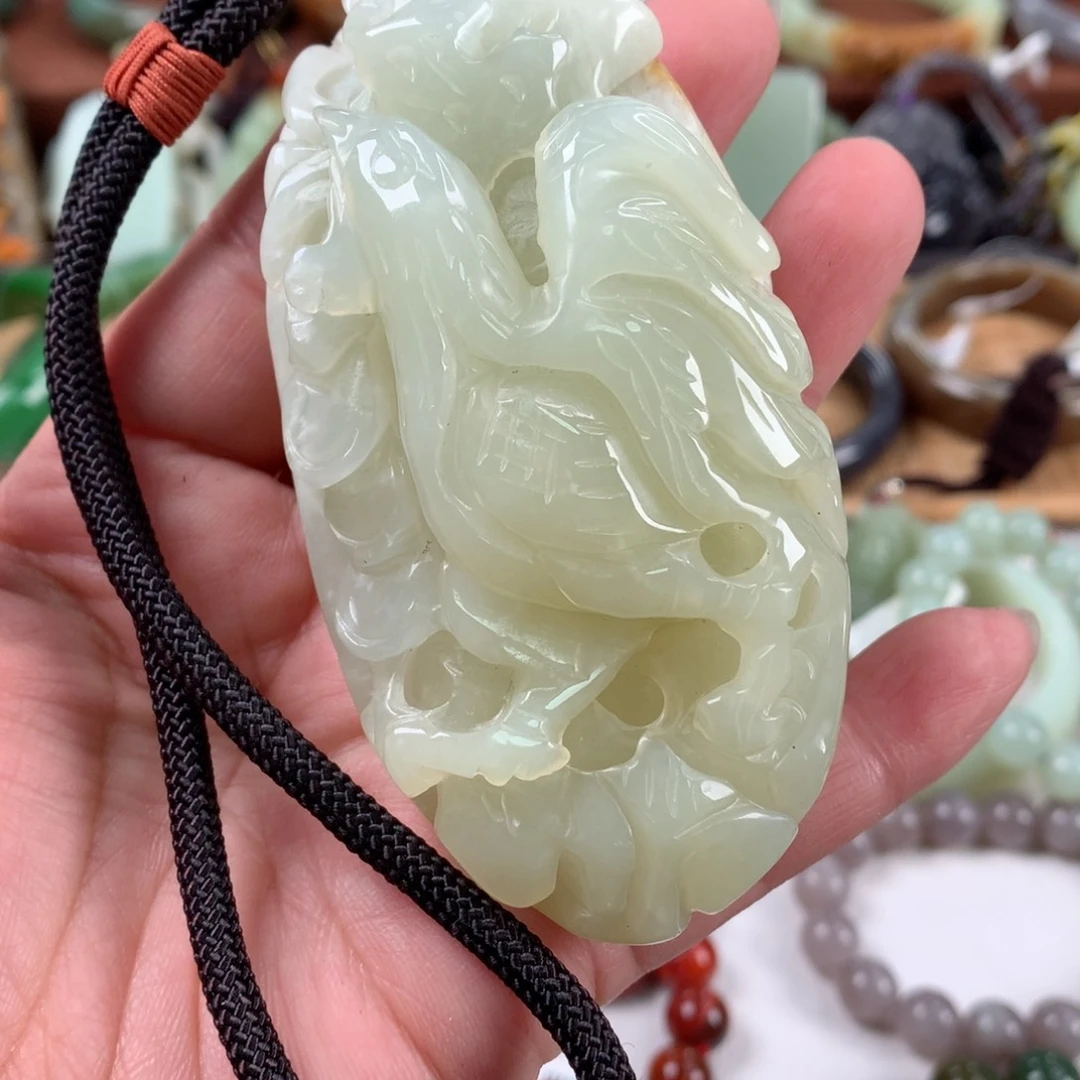 岫玉手把未镶嵌鸡