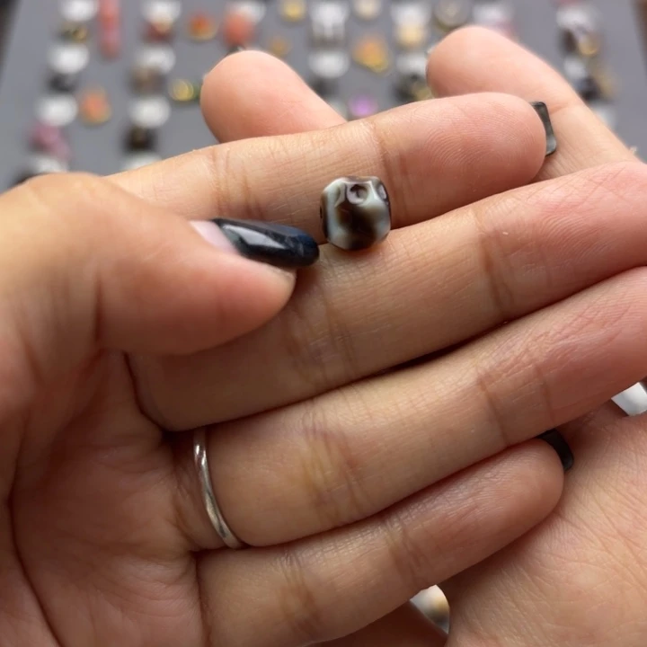 玛瑙/玉髓未镶嵌文玩配饰8+mm