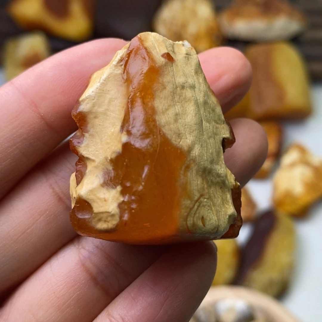 定制琥珀天然蜜蜡乌料