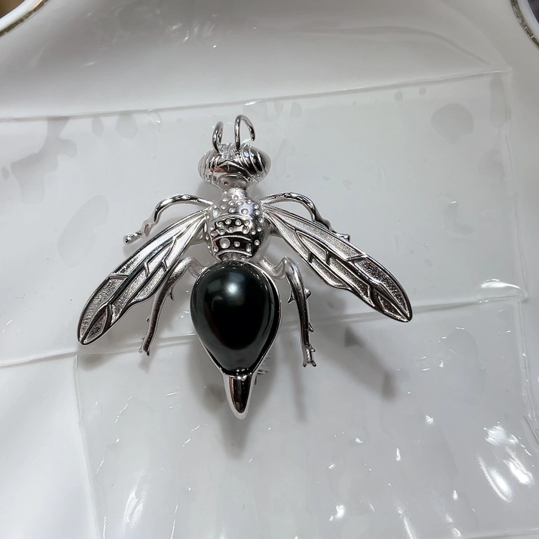 海水珍珠颈饰银S925镶嵌小****?