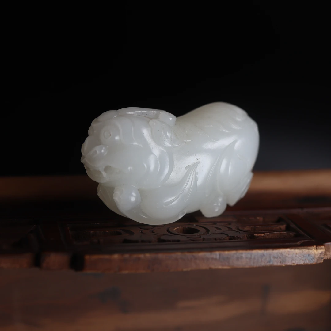 XHM~1843｜和田玉瑞兽｜挂件