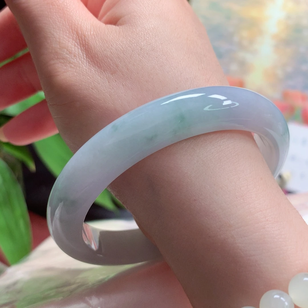 翡翠未镶嵌手镯24小兰花62圈性价比高