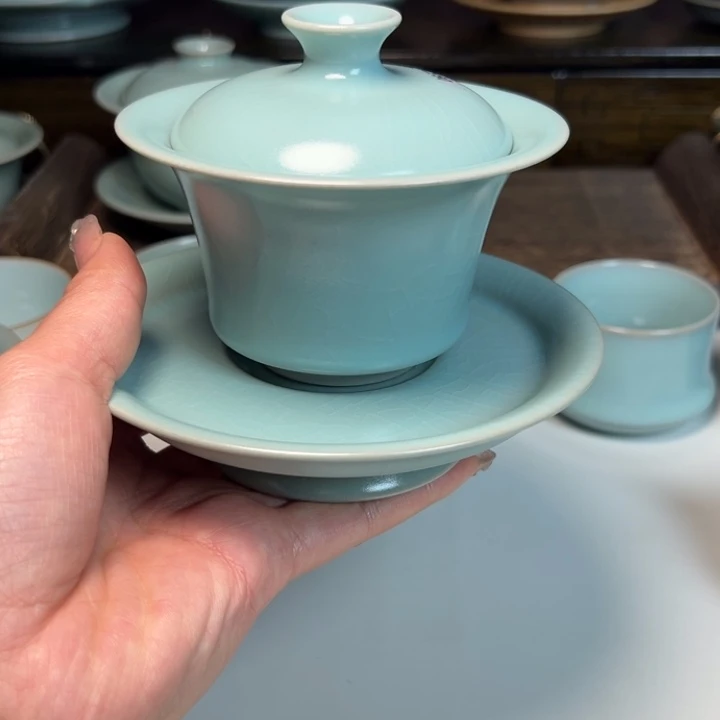瓷片恭***，微瑕哈哈哈哈哈哈哈哈