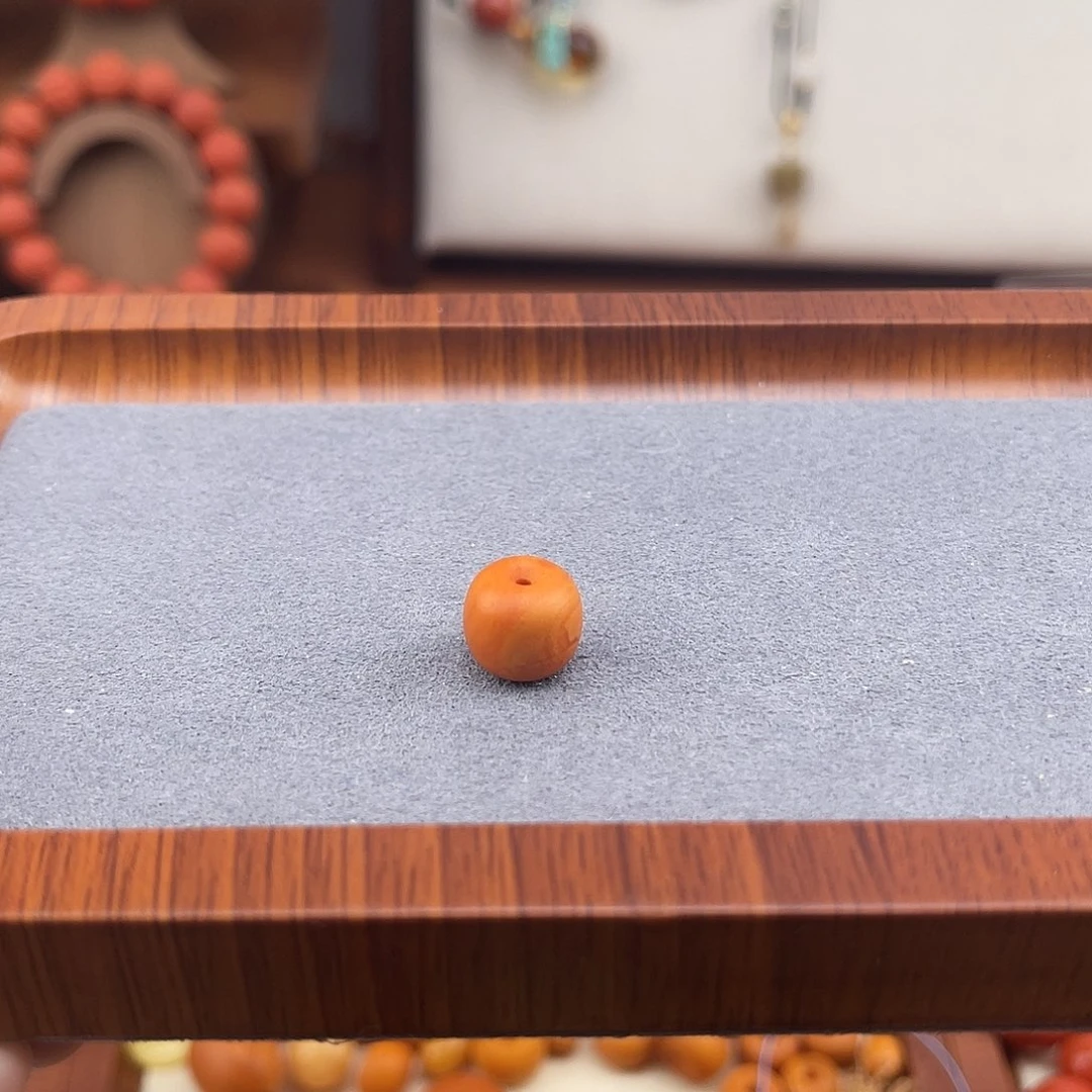 C***新蜜蜡未镶嵌颈饰丰颖