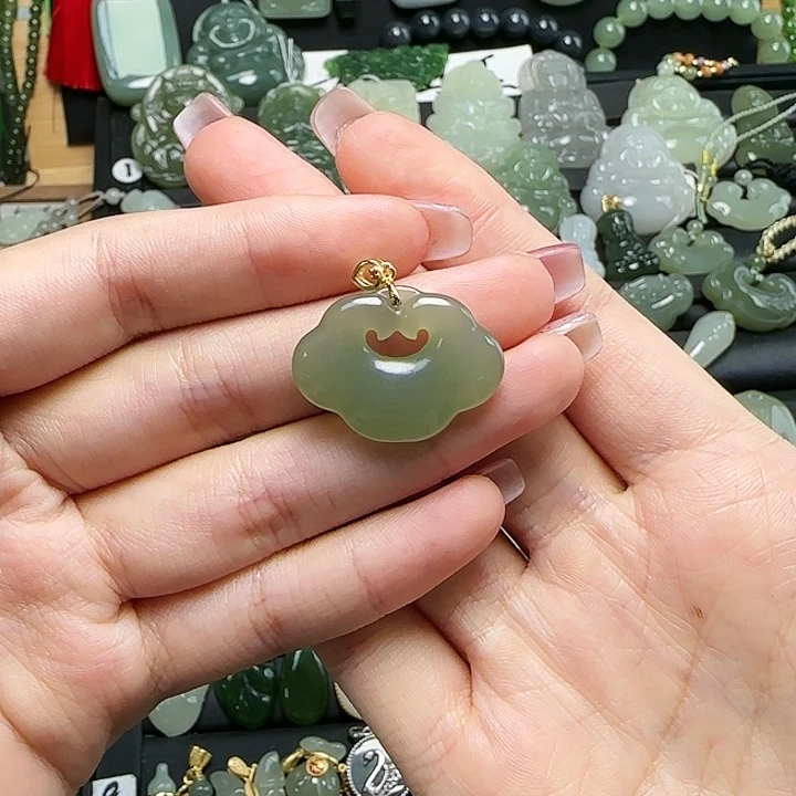 颈饰银S925镶嵌和田玉