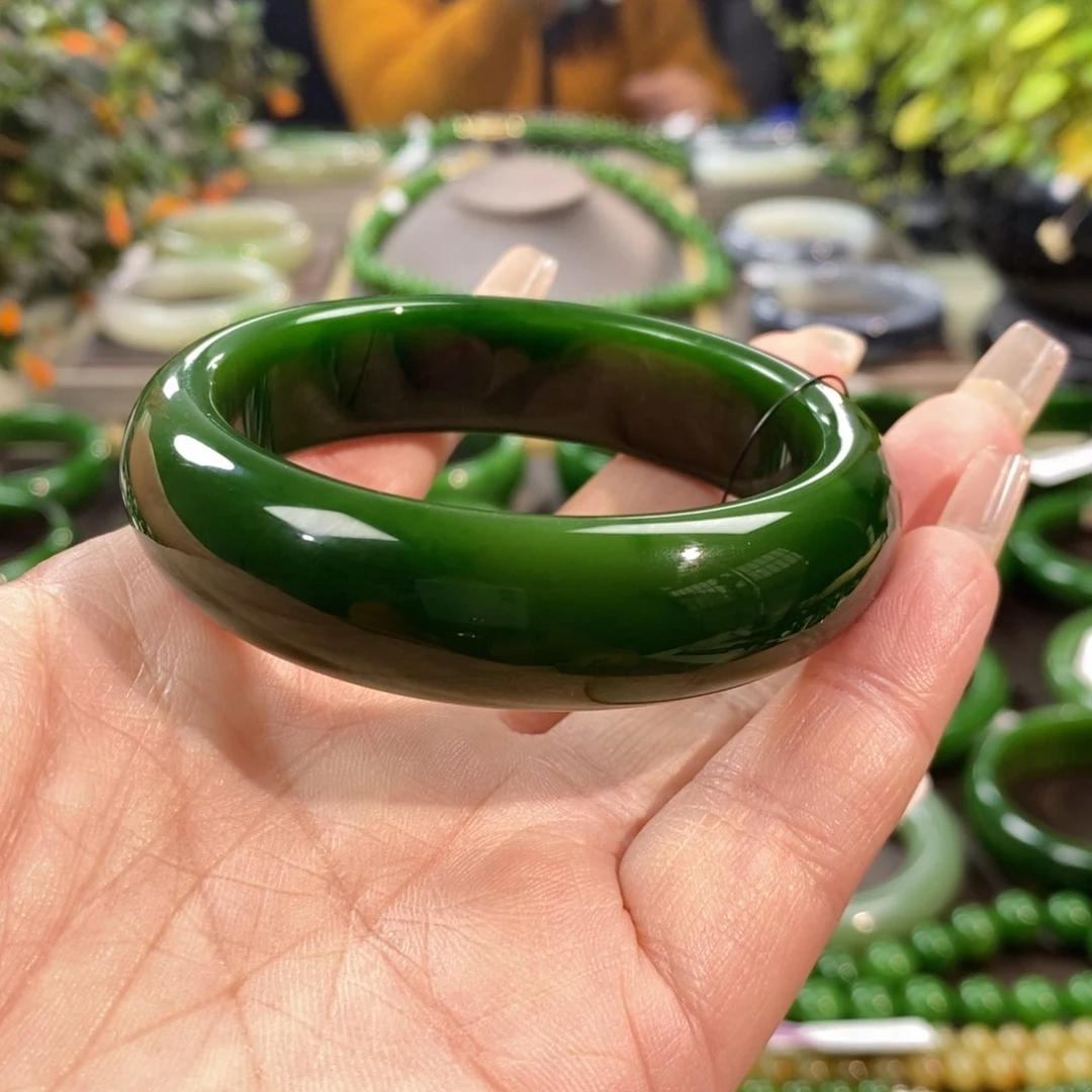 和田玉（碧玉）手镯未镶嵌