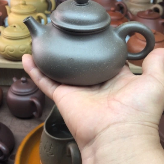 茶壶紫砂青段泥容天230豪升左右
