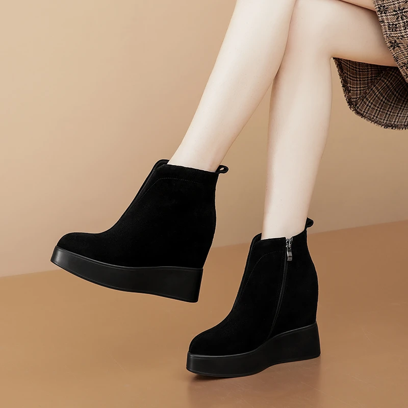 10cm冬季舒适磨砂坡跟厚底靴子女内增高秋季短靴黑色高跟休闲踝靴