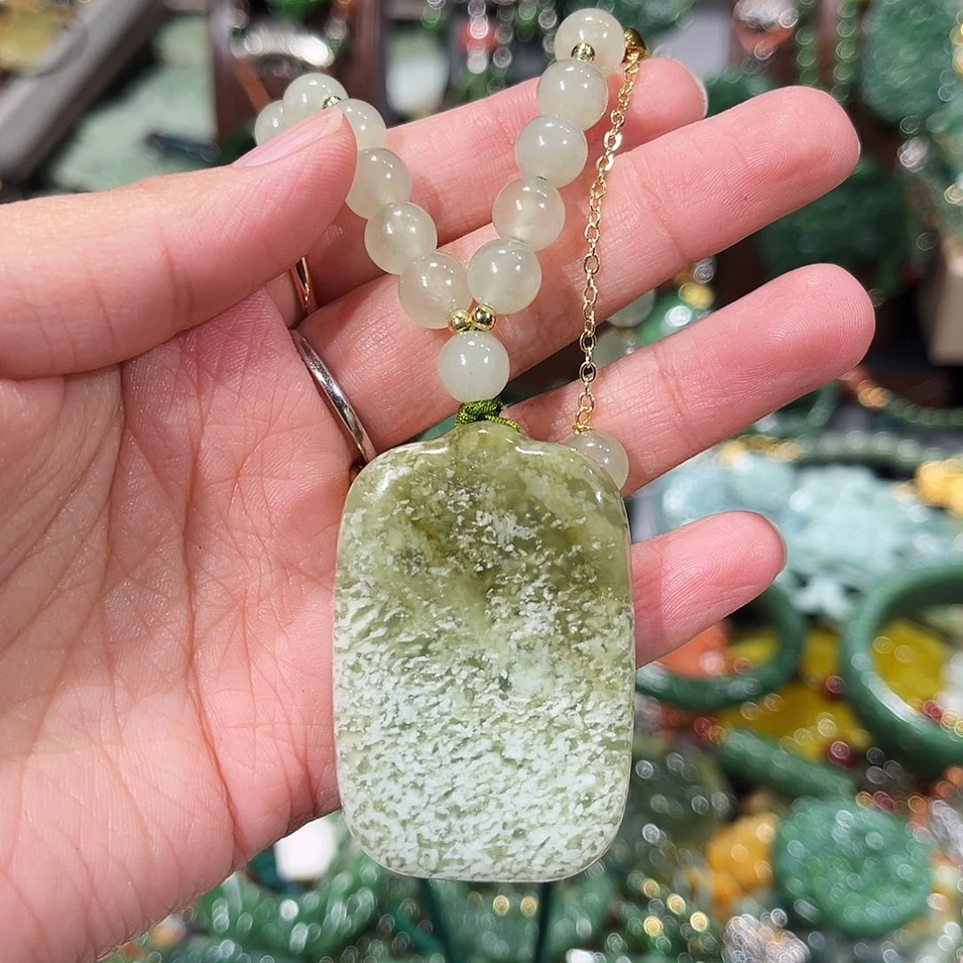 未镶嵌岫玉毛衣链