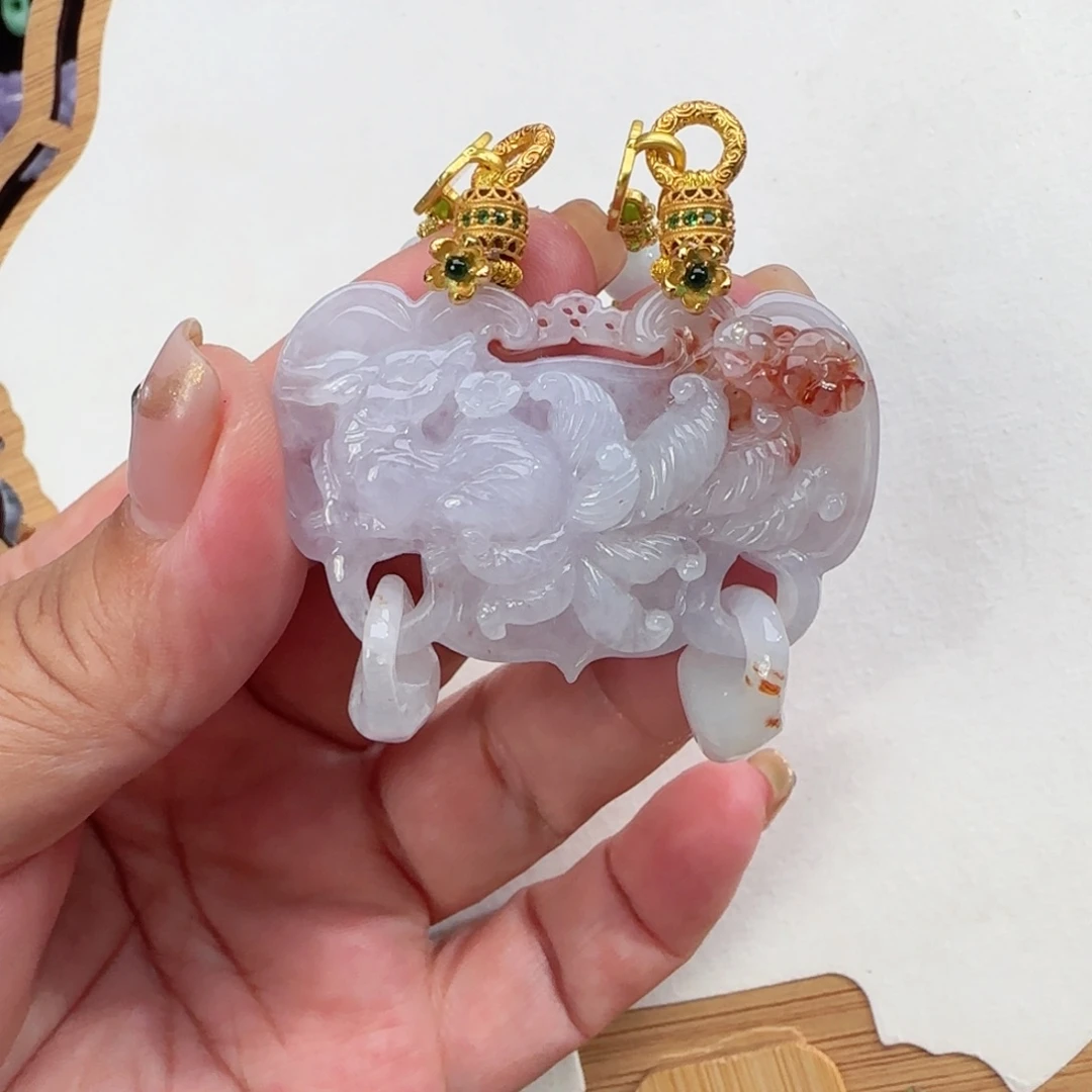 翡翠未镶嵌颈饰仿古