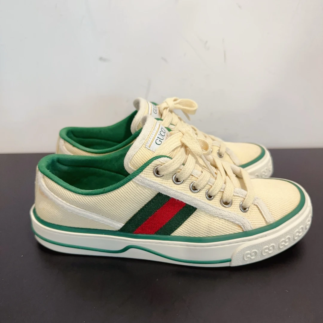 99新 GUCCI/古驰  板鞋 尺码35成色看直播 GSH1423