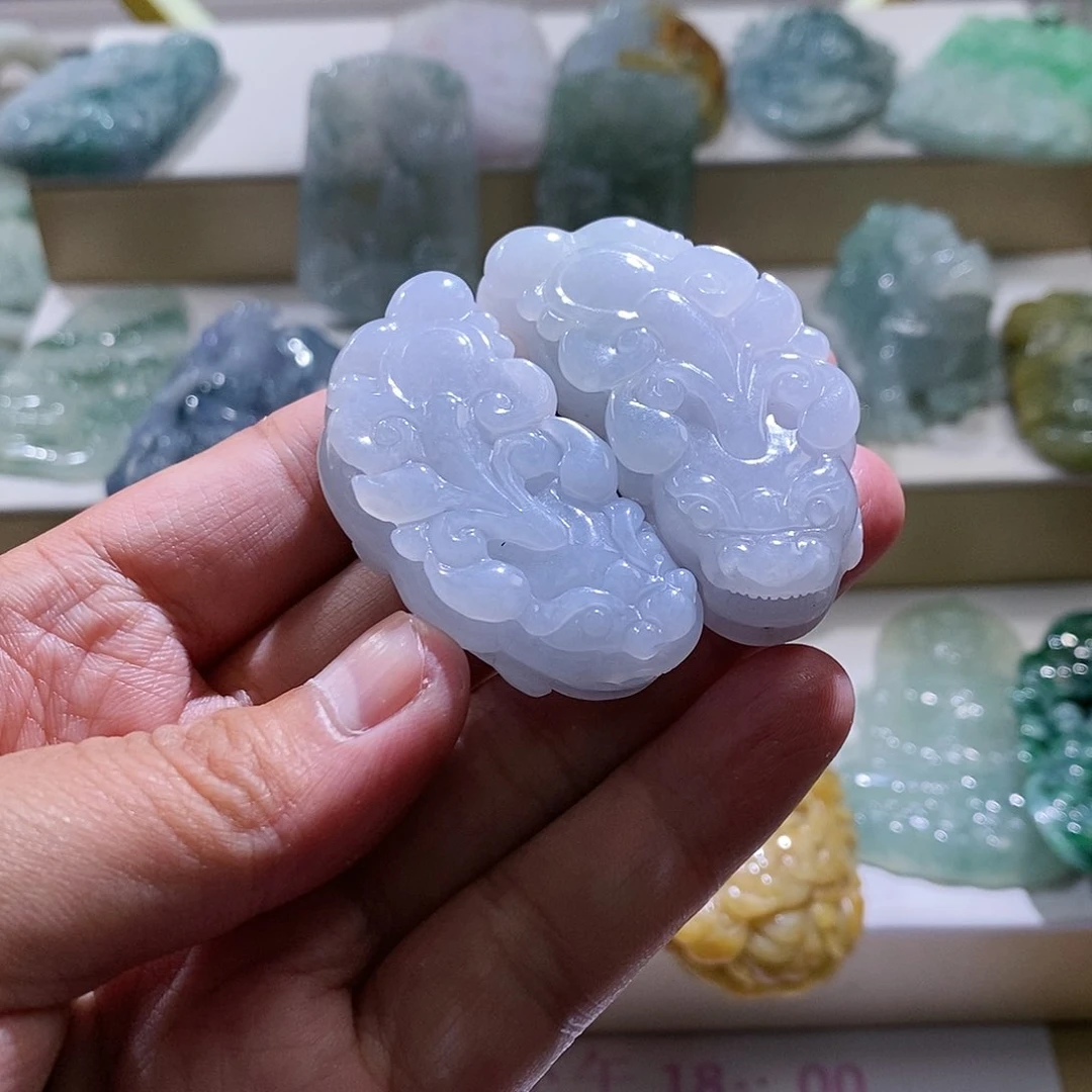 【闪购商品】翡翠颈饰未镶嵌貔貅