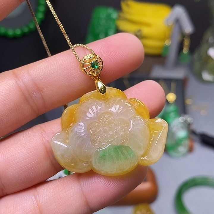 吊坠(赠链)未镶嵌翡翠