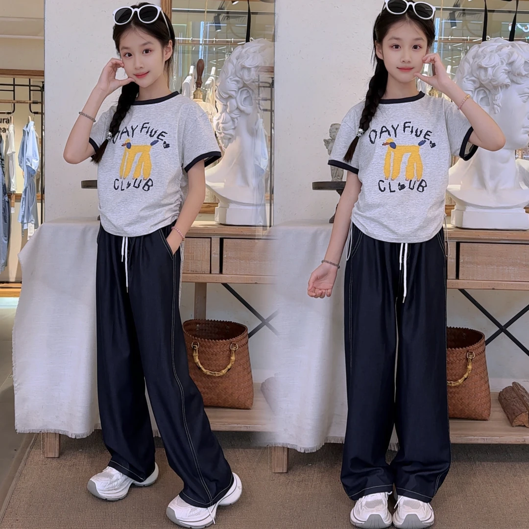 女童夏季字母卡通涂鸦T恤牛仔裤套装2025新款中大童时尚洋气潮酷
