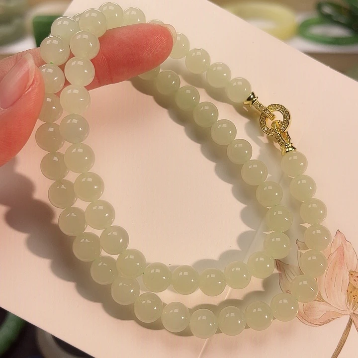 和田玉颈饰未镶嵌晴水翠卡8