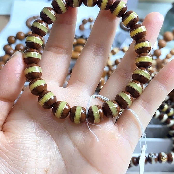 川***士紫金鼠吊坠金腰带一线天