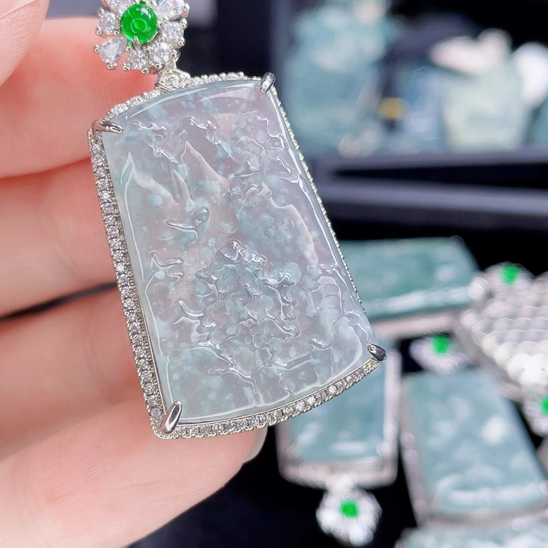 翡翠未镶嵌吊坠(不含链)