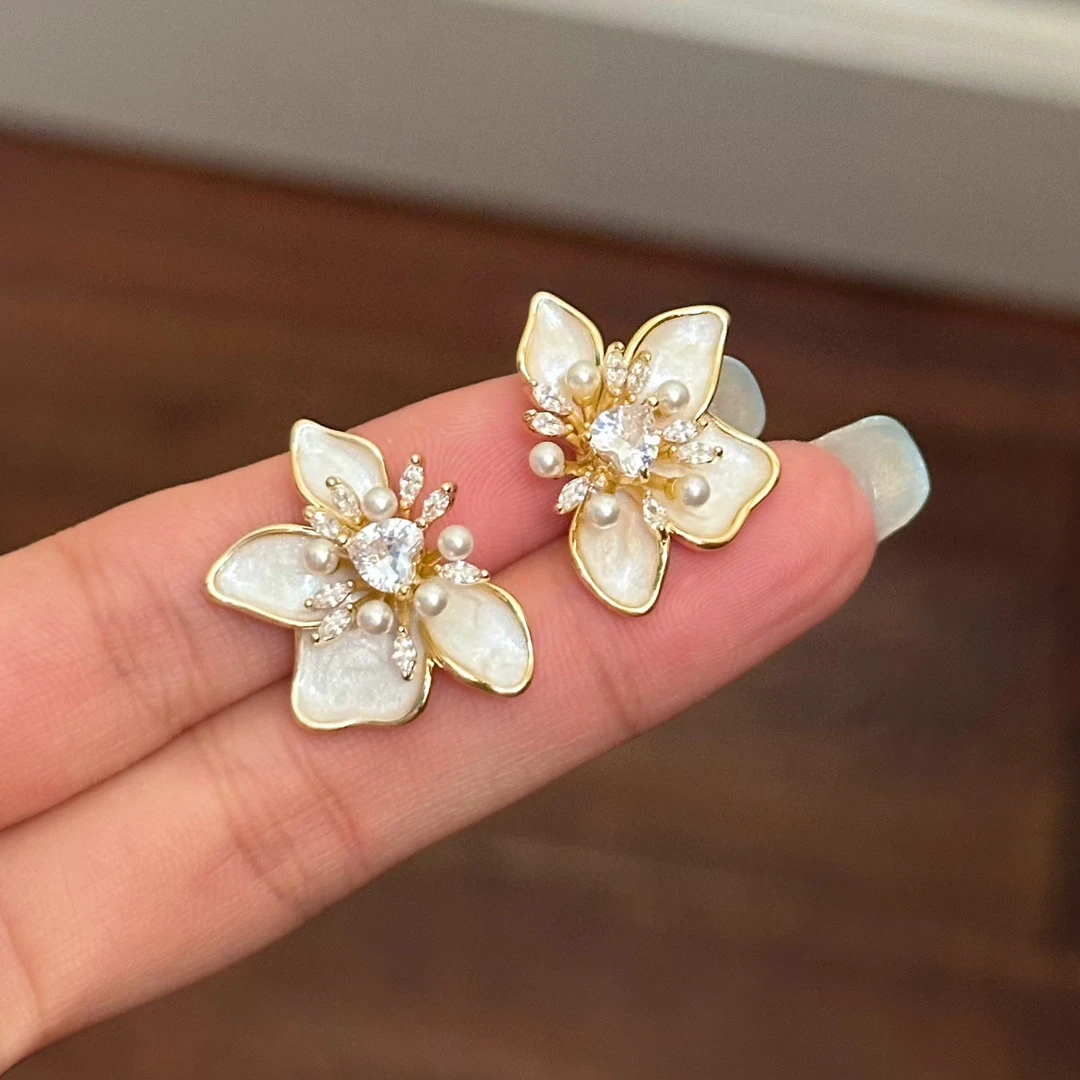 铜合金合成锆石耳饰 E0278 时尚气质花朵优雅精致耳环