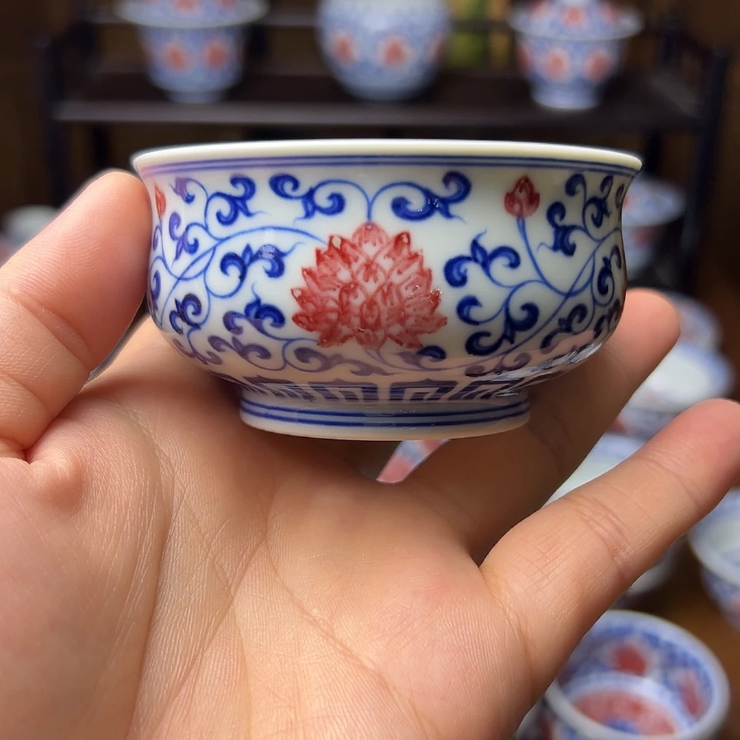 是****?青花釉里红炉式杯