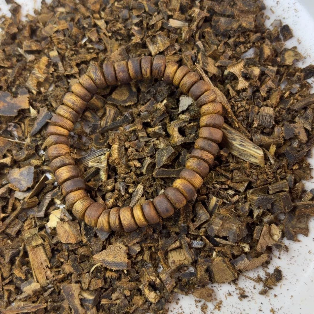 沉香碎屑沉香随型厚片单圈多样性发1