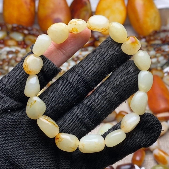 和田玉未镶嵌手链