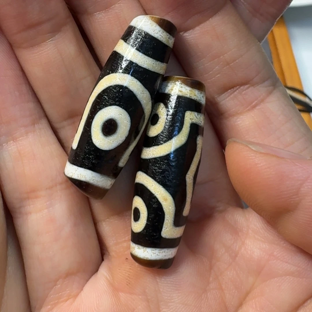 春***开玛瑙/玉髓颈饰未镶嵌