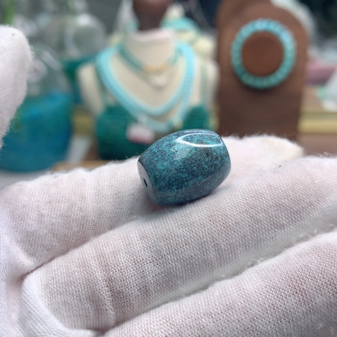 绿松石未镶嵌饰品