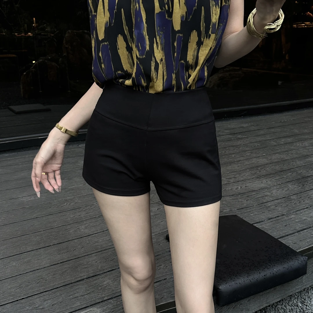 【ZACOCO】夏季高腰显瘦微弹舒适百搭黑色防走光时尚短裤女款3024