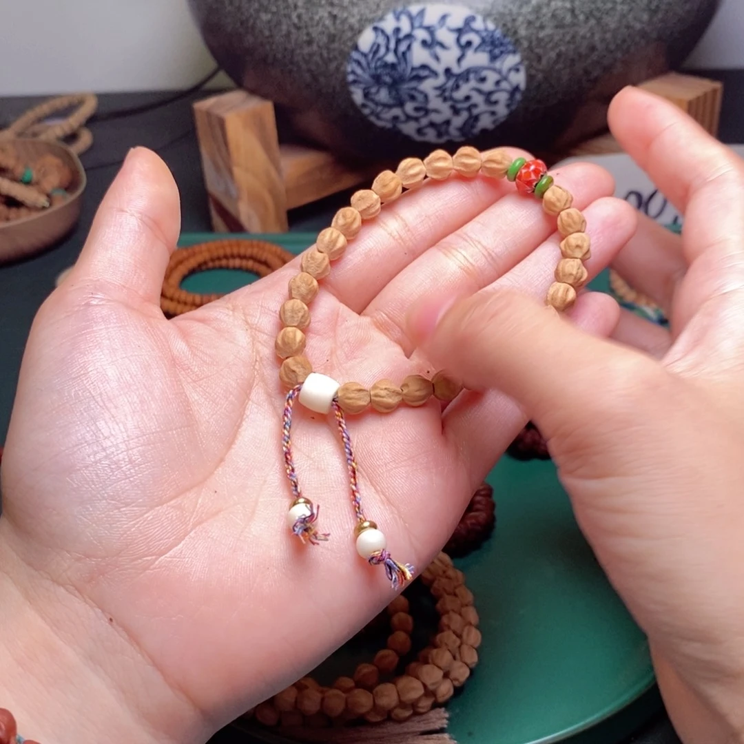 柏香籽/百香籽吊坠117.7莲花