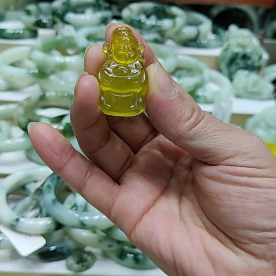 透闪石-蛇纹石玉未镶嵌手镯