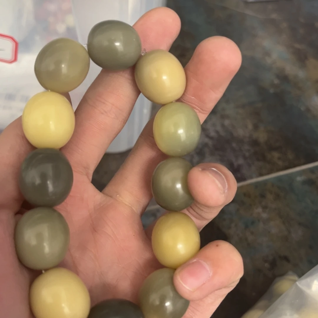 【闪购商品】白玉菩提吊坠z18/20+5颗微瑕鹅蛋