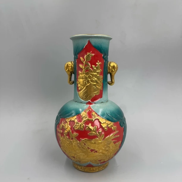 高浮雕花鸟双象耳赏瓶（看底私信）