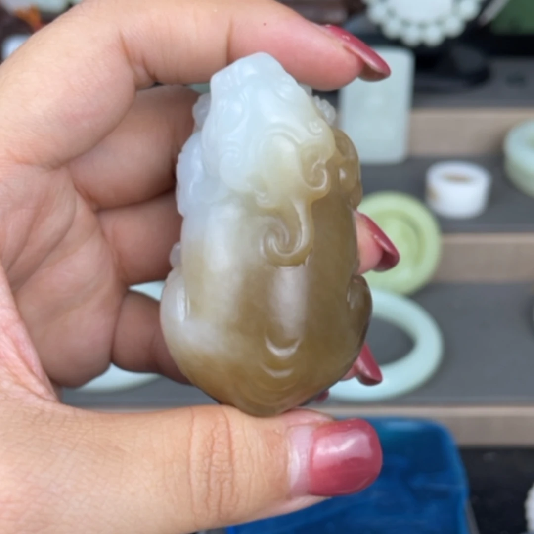 【闪购商品】颈饰未镶嵌和田玉