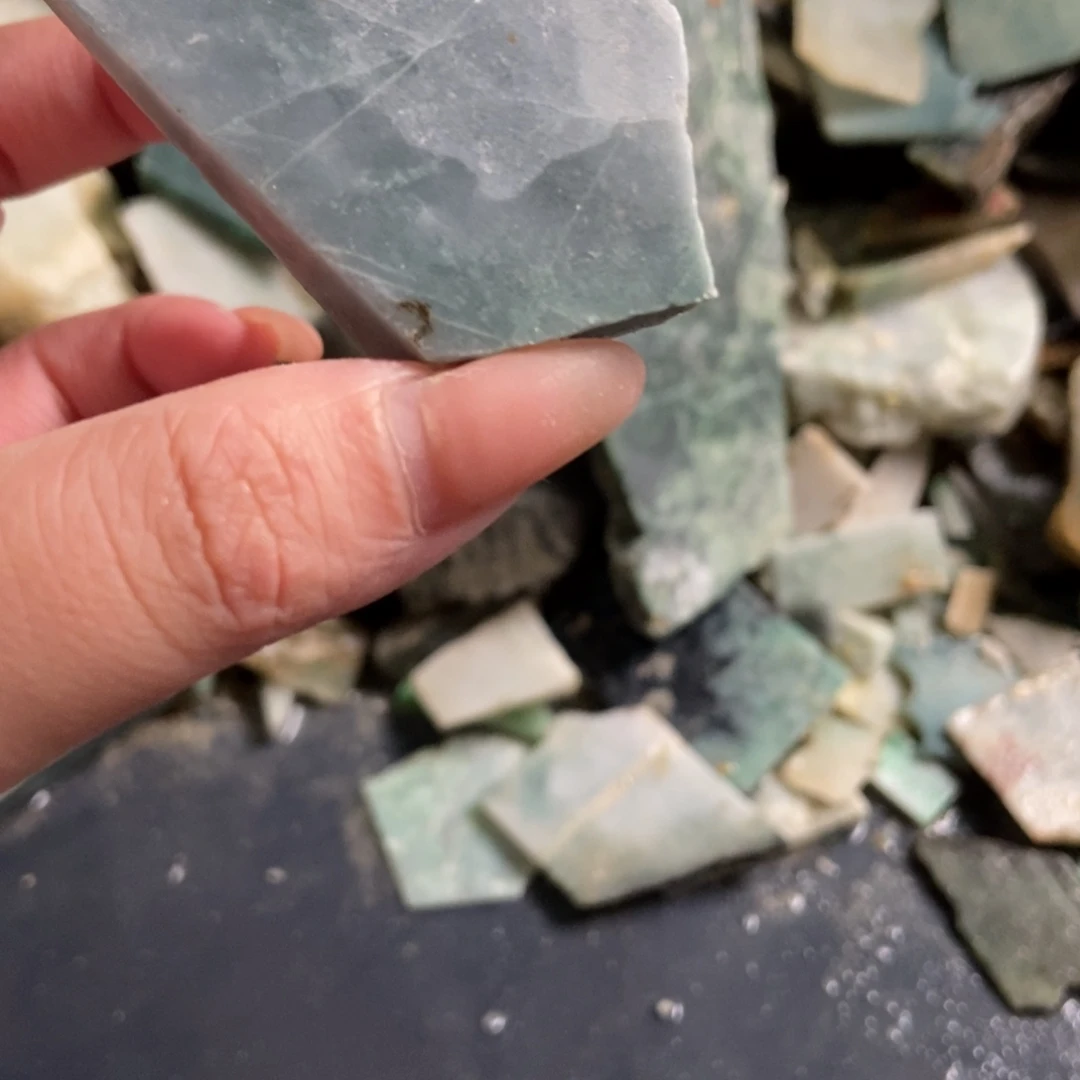 翡翠未镶嵌挂件天然翡翠